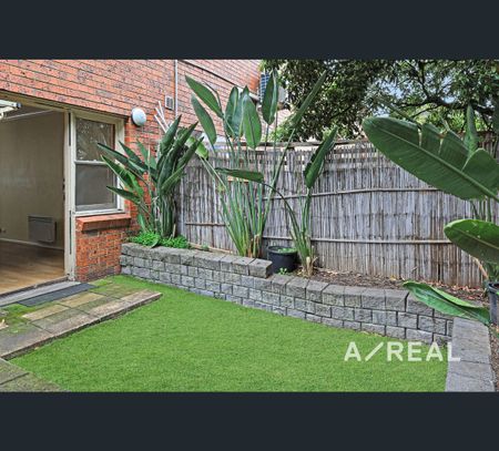 7/32 Ashted Road, Box Hill, Vic 3128 - Photo 3
