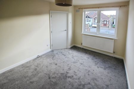 3 bedroom Bungalow To Let Total Size: 645 SQ FT - Photo 5