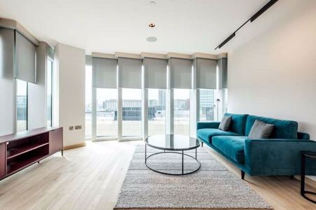 Manhattan Loft Gardens, 20 International Way, London - Photo 2