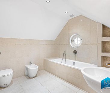 6 bedroom detached house to rent - Photo 4