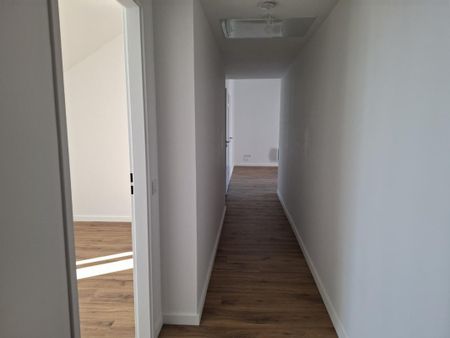 Appartement T2 à louer La Roche Sur Yon - 46 m² - Photo 5