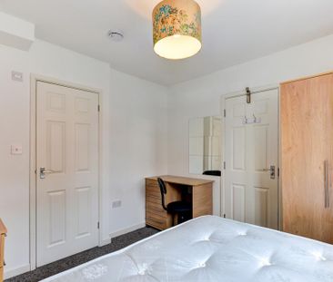 5 bedroom house to rent - Photo 2