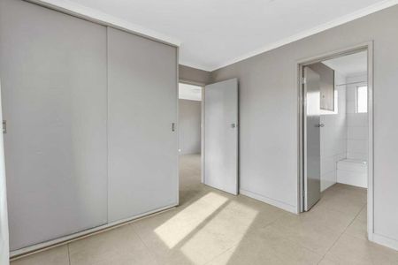 Register To Inspect // Light-Filled Inner-West Apartment Close to It All - Photo 2