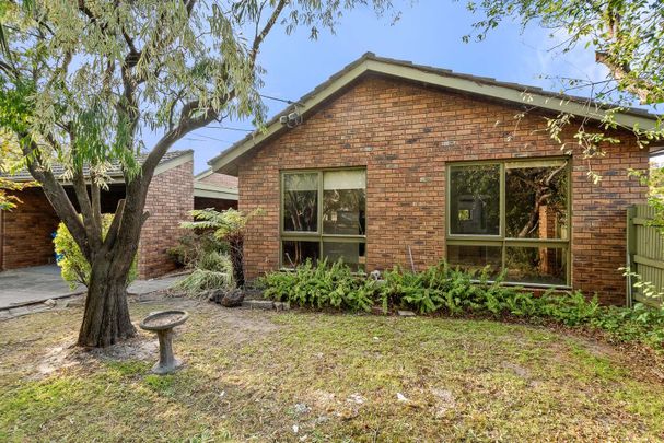 GREAT SIZED BLACK ROCK TOWNHOUSE - Photo 1