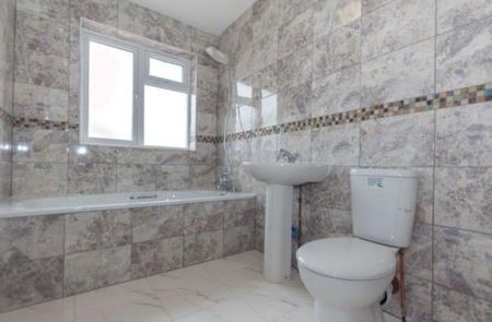 4 Bed Detached House, Tokyngton Avenue, HA9 - Photo 5