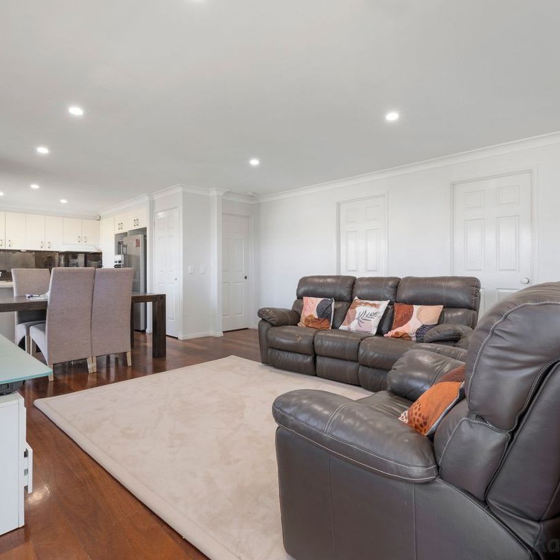 COASTAL LIVING IN THE HEART OF PARADISE - Photo 1