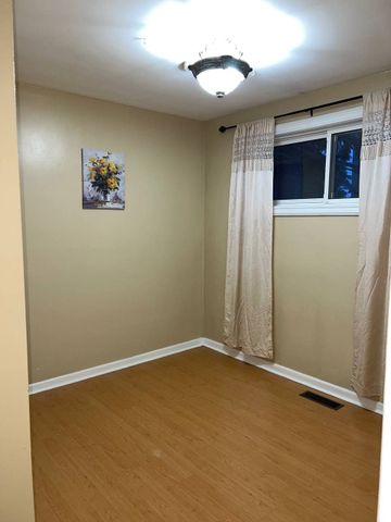 For Lease - 218 Alsace Road Unit# Main, Richmond Hill, Ontario - Photo 5