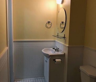 1 Bed 1 Bath Basement Suite near 17th Ave & Victoria Park Station - Photo 5