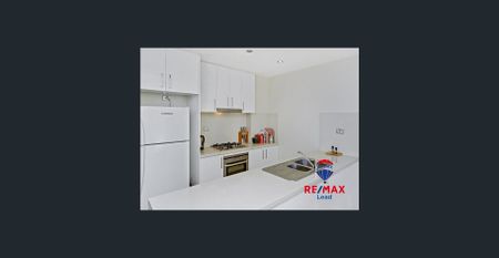 Quiet and Convenient - Photo 2