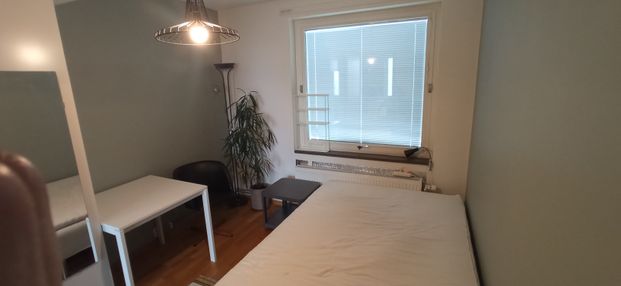 Näverlursgatan, Västra Frölunda - Photo 1