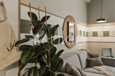 Apartamento de alquiler en Carrer de Martínez de la Rosa, Vila de Gràcia - Photo 2