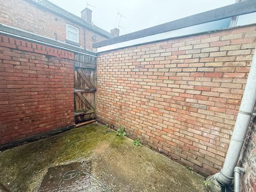 Property For Let - Drayton Road - Photo 1