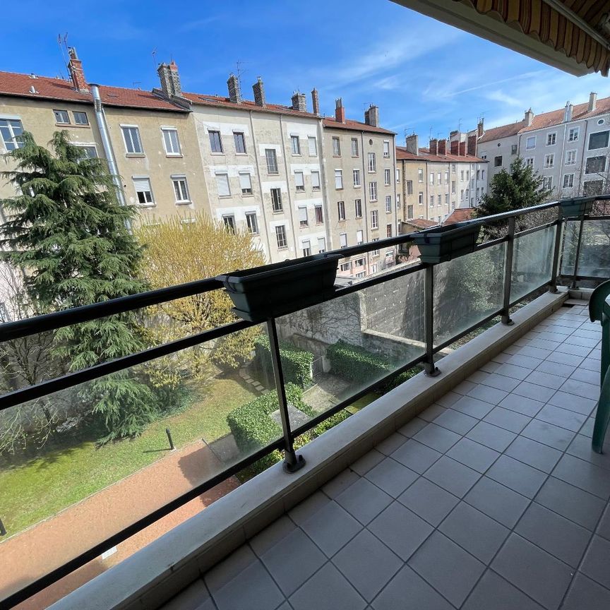 GRATTE CIEL - T2 - 45.02m² - VILLEURBANNE - PROXIMITE ... Villeurbanne (69100) - Photo 1