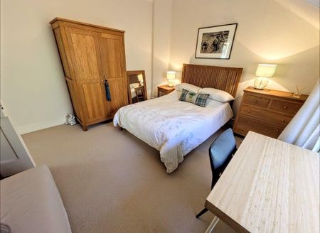 2 bedroom flat to rent - Photo 3