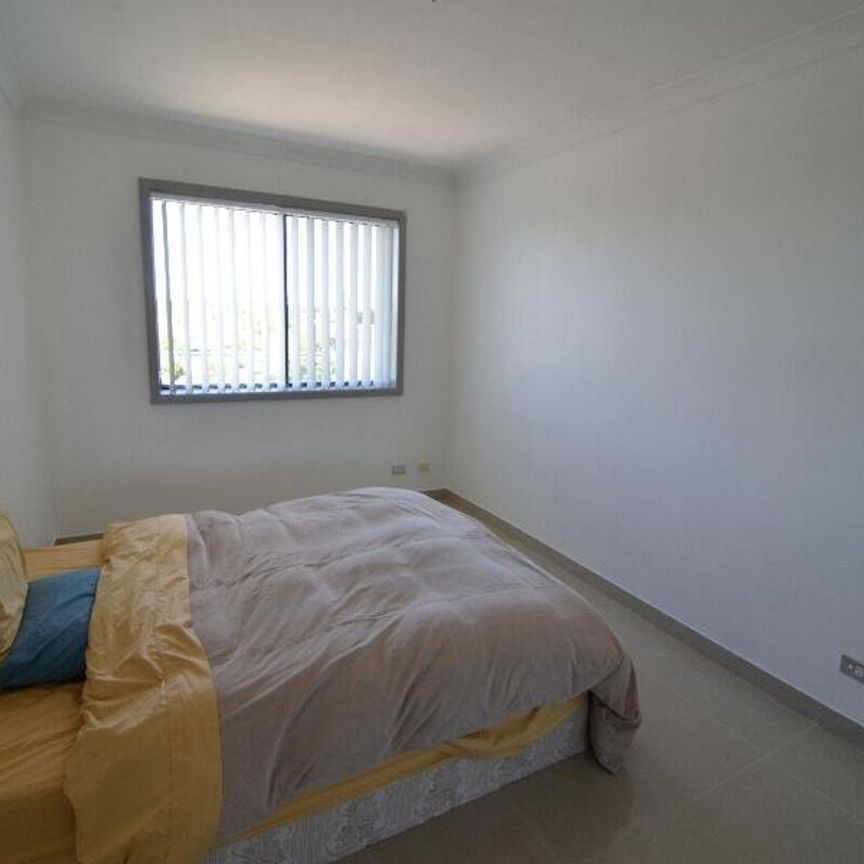 Modern Stylish 2 Bedroom Unit - Photo 1