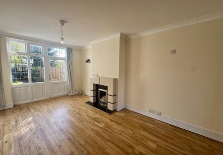 Spies Lane, Halesowen, West Midlands - Photo 3