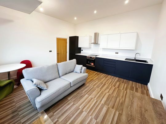 Waterside House, Lincoln, Waterside North - Photo 1