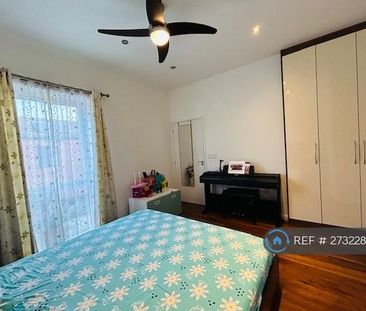 3 bedroom terraced house to rent - Photo 6