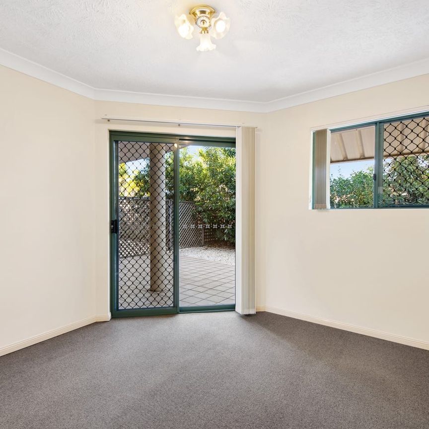 TWO BED + STUDY + LARGE COURTYARD - Photo 1