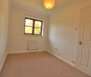 Dewar Lane, Kesgrave, Ipswich - Photo 3