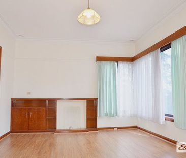 77 Palmerston Road - Photo 2