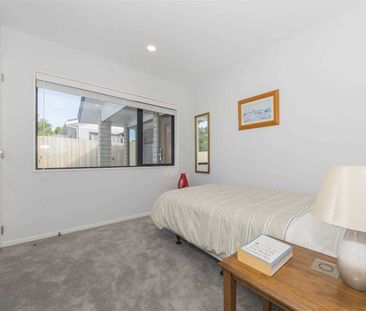 GLEN EDEN - Modern 4 bedrooms 2 bathroom family home Glen Eden - Photo 6