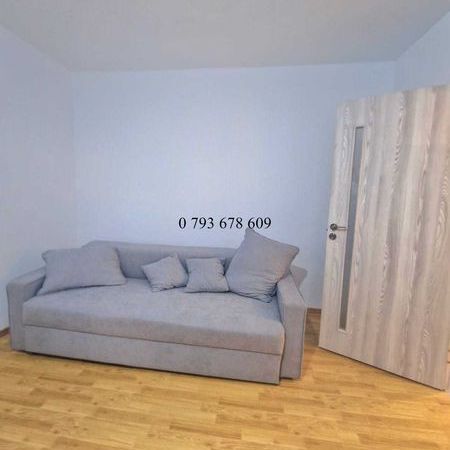 EXCLUSIVITATE !!! Apartament 2 camere Podul Ros- Palas , decomandat - Fotografie 1