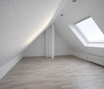 Helle ca. 100 m² große 3-Zimmer-Maisonettewohnung mit Einbauküche u... - Photo 6