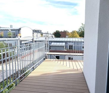 FÜ: Attraktive & helle 2-Zi-Wohnung mit großem Balkon, 2.OG, inkl. ... - Photo 2