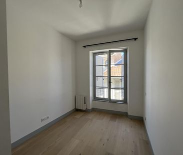 location Appartement F3 DE 63.8m² À AVIGNON - Photo 1