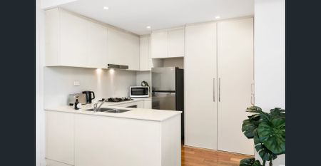 Stylish Contemporary Apartment in Mosman - MOS27 - Photo 5