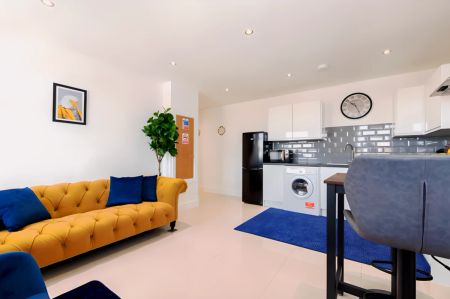 two bedroom - Photo 5