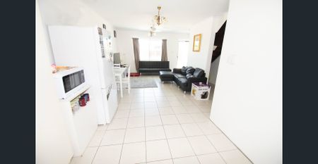 Drive past the property if interested apply on line on. INSPECTIONS TBA FOR SUITABLE APPLICANTS - Photo 4