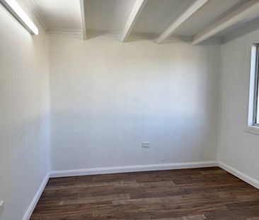 Conveniently Located Family Home - Photo 6