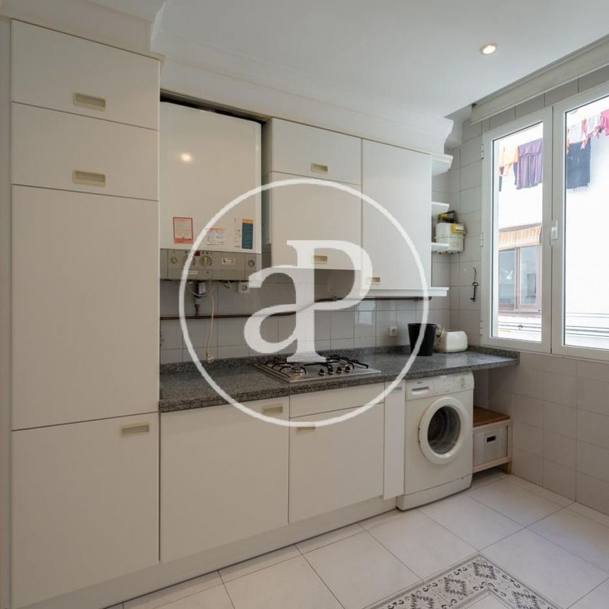 Flat to rent in Malasaña - Foto 1