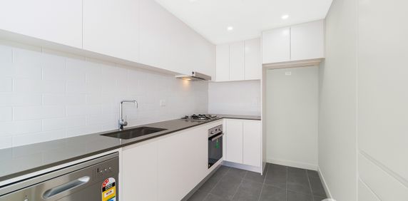 1015/22 Dressler Court Merrylands - Photo 2