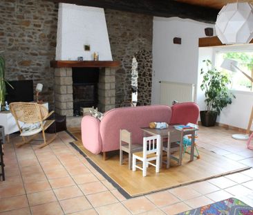 Location Maison 6 pièces 140m² - Photo 3