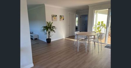 Dugandan House for Lease $710/week, 4BR, Courtyard, Available Feb 2026 - Photo 3