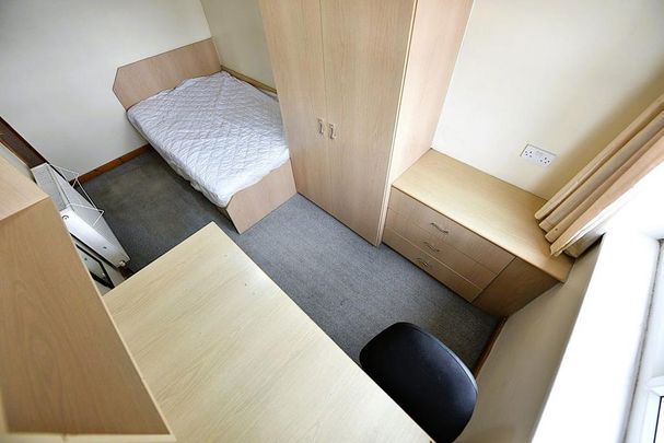 4 bedroom house to rent - Photo 1
