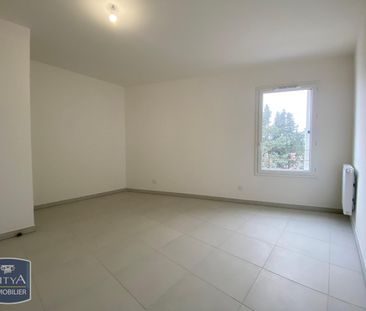 Location Appartement 2 pièces 45m² AVIGNON 84140 - Photo 4