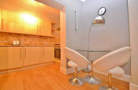 2 bedroom flat to rent - Photo 5