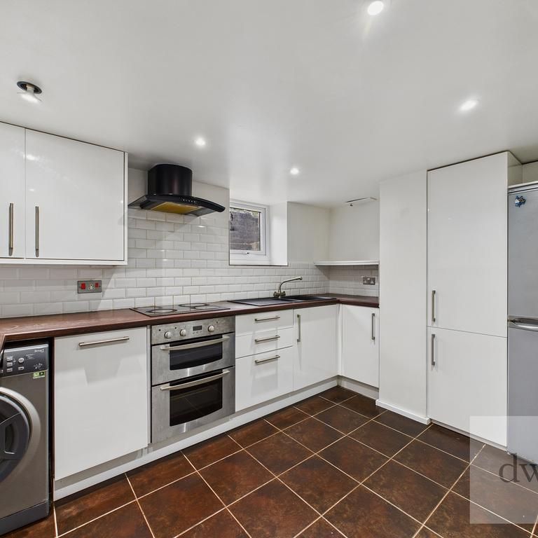 2 bedroom terraced house to rent - Photo 1
