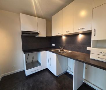 Location Appartement 2 pièces 43m² STE GENEVIEVE DES BOIS 91700 - Photo 4