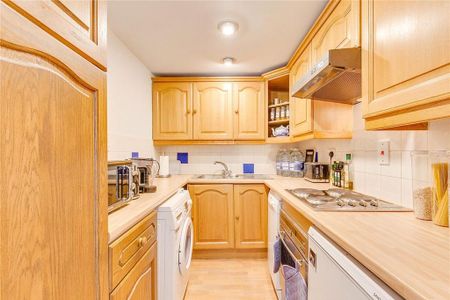 1 bedroom flat to rent - Photo 4