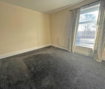 Middleton Road, Chadderton - Photo 4