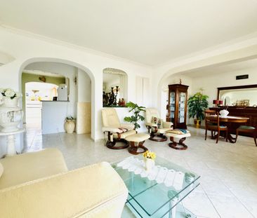 Location Appartement 2 pièces 71m² - Photo 4