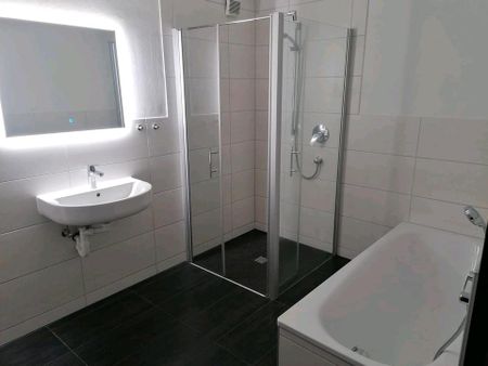 Schöne helle Altbauwohnung oberhalb des Neuenahrer Kurparks - Foto 2