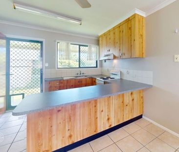 Low-Maintenance Duplex Living with Updated Interiors - Photo 6