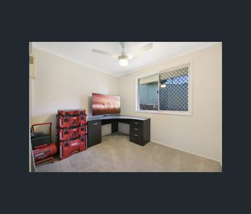 11 Jancoon Court, Carrara, Qld 4211 - Photo 5