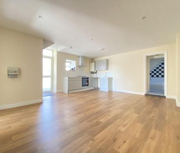 2 bedroom ground floor maisonette to rent - Photo 4